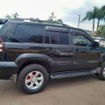 Toyota Land Cruiser Prado - vehicle gallery photo 2