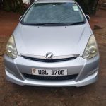 Toyota Wish - vehicle gallery photo 2