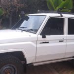 Toyota Land Cruiser Hardtop - vehicle gallery photo 2